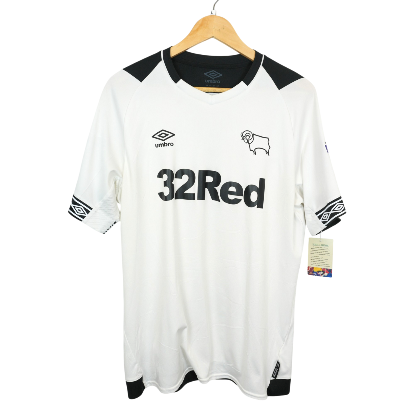Derby County Mount 2018-19 Heim (L)