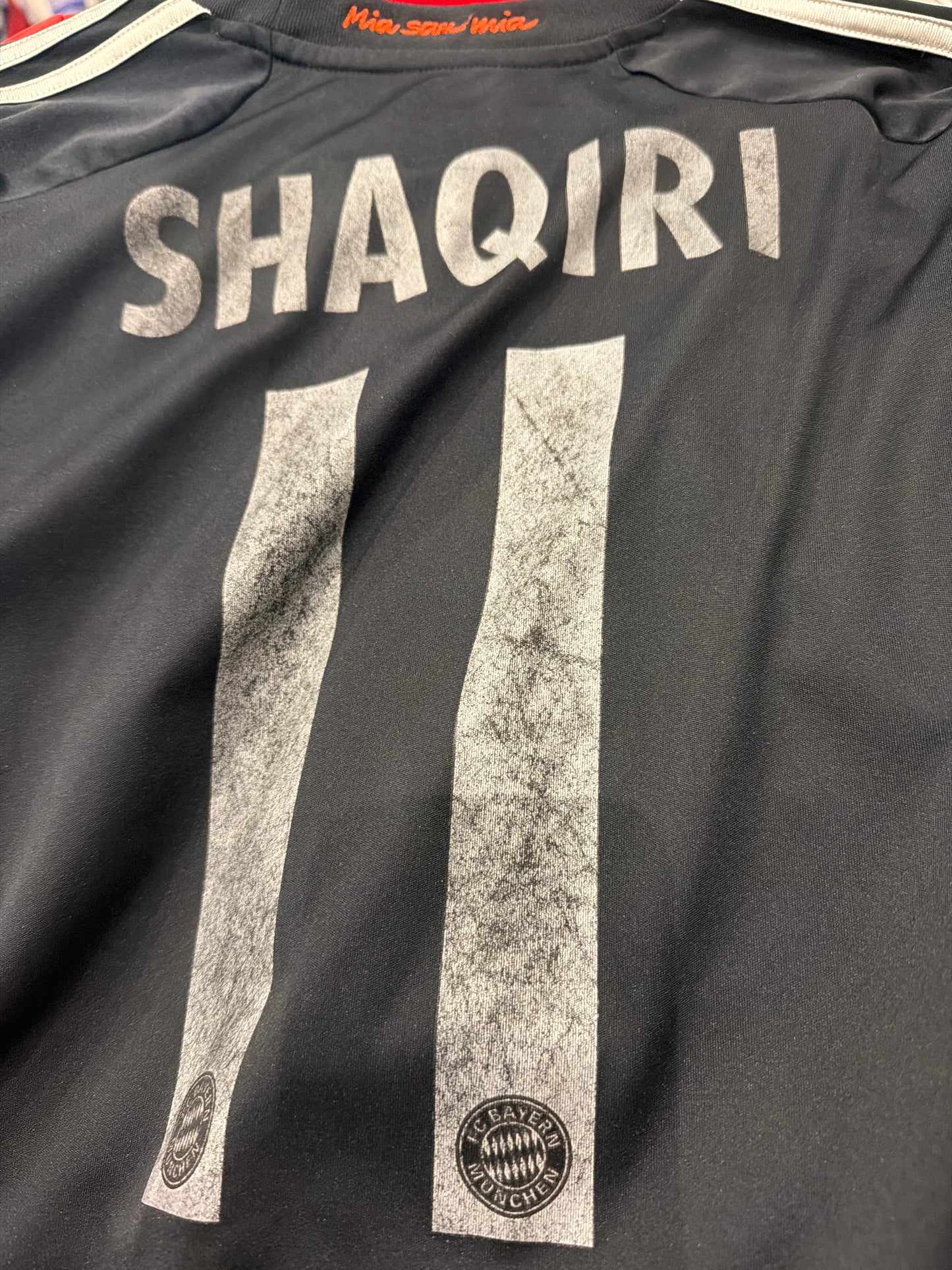 Bayern Shaqiri 2012-13 Ausweich (L)
