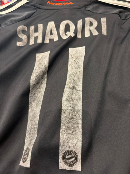 Bayern Shaqiri 2012-13 Ausweich (L)