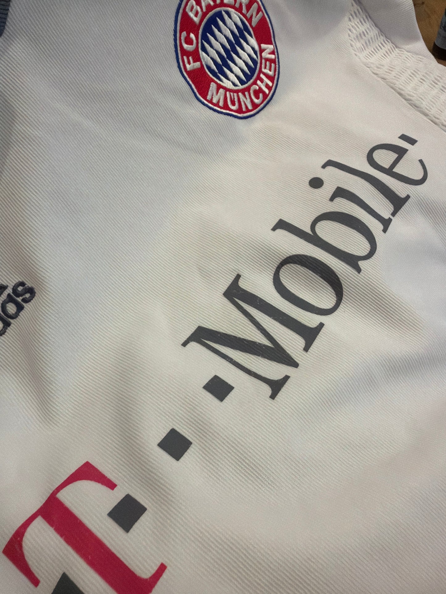 Bayern 2002-03 Auswärts Langarm (L)