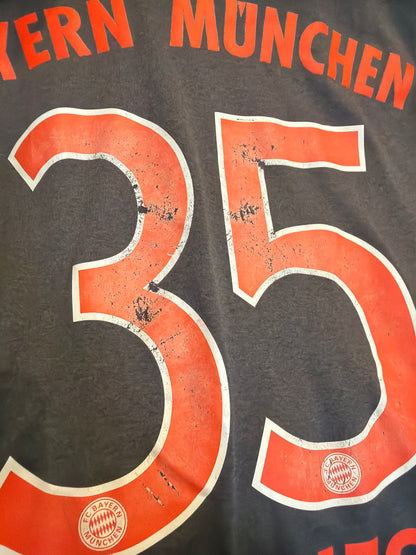 Bayern Sanches 2016-17 Heim (L)