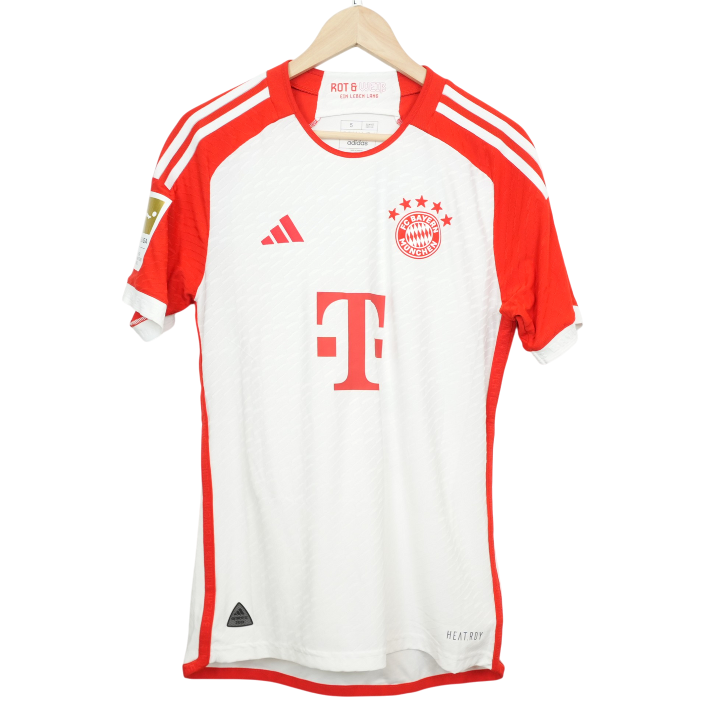 Bayern Laimer 2023-24 Heim (L)