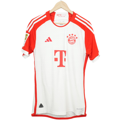 Bayern Laimer 2023-24 Heim (L)