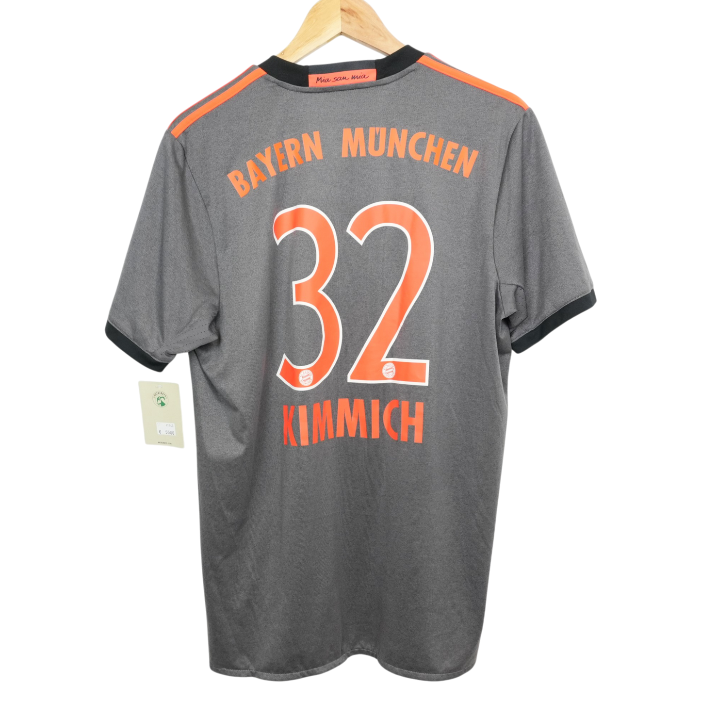 Bayern Kimmich 2016-17 Auswärts (L)
