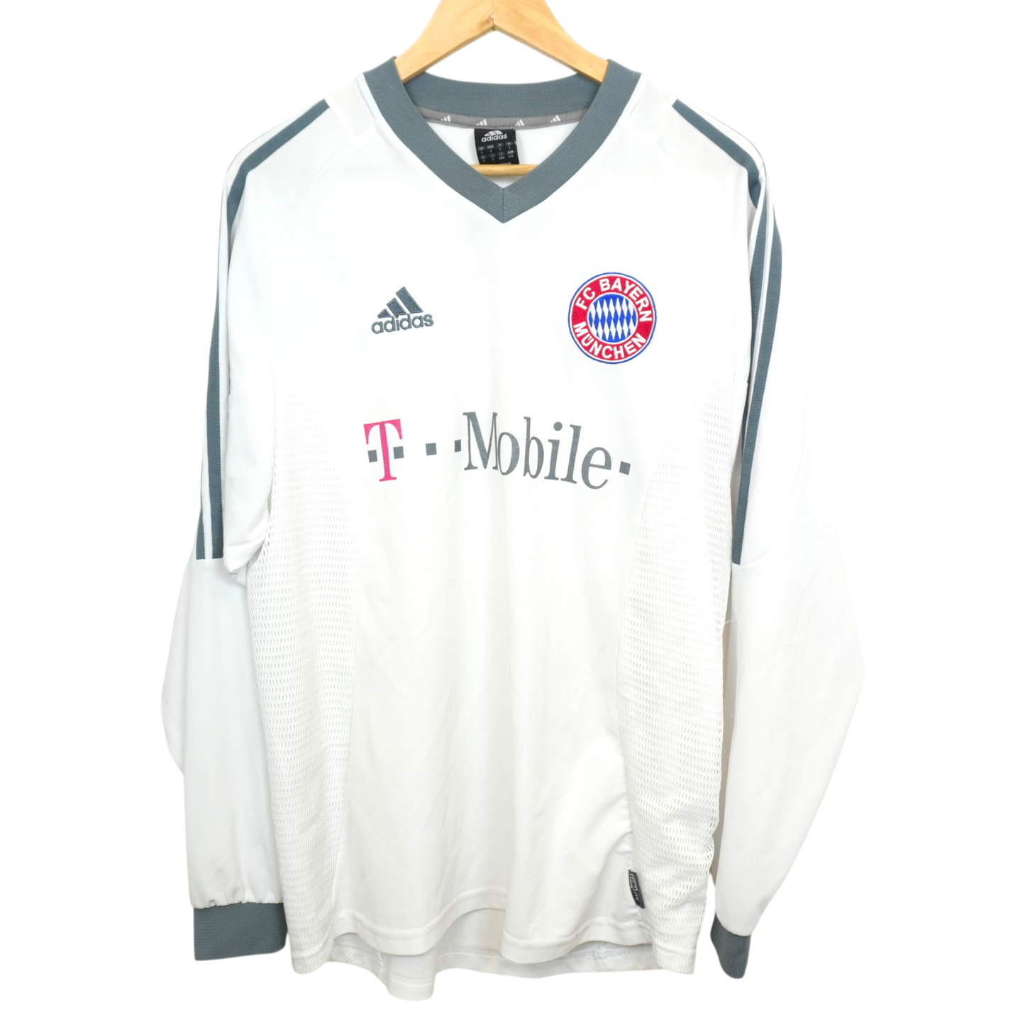 Bayern 2002-03 Auswärts Langarm (L)