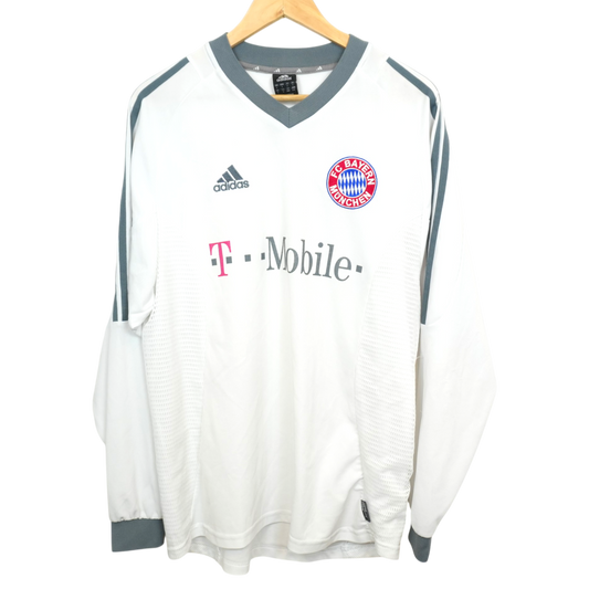 Bayern 2002-03 Auswärts Langarm (L)