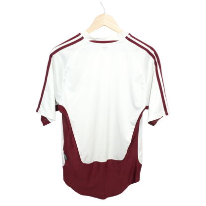 Nürnberg 2004-05 Auswärts (S)