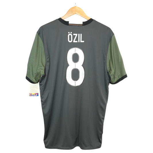 DFB Özil 2016 Auswärts+ Patches (XL)