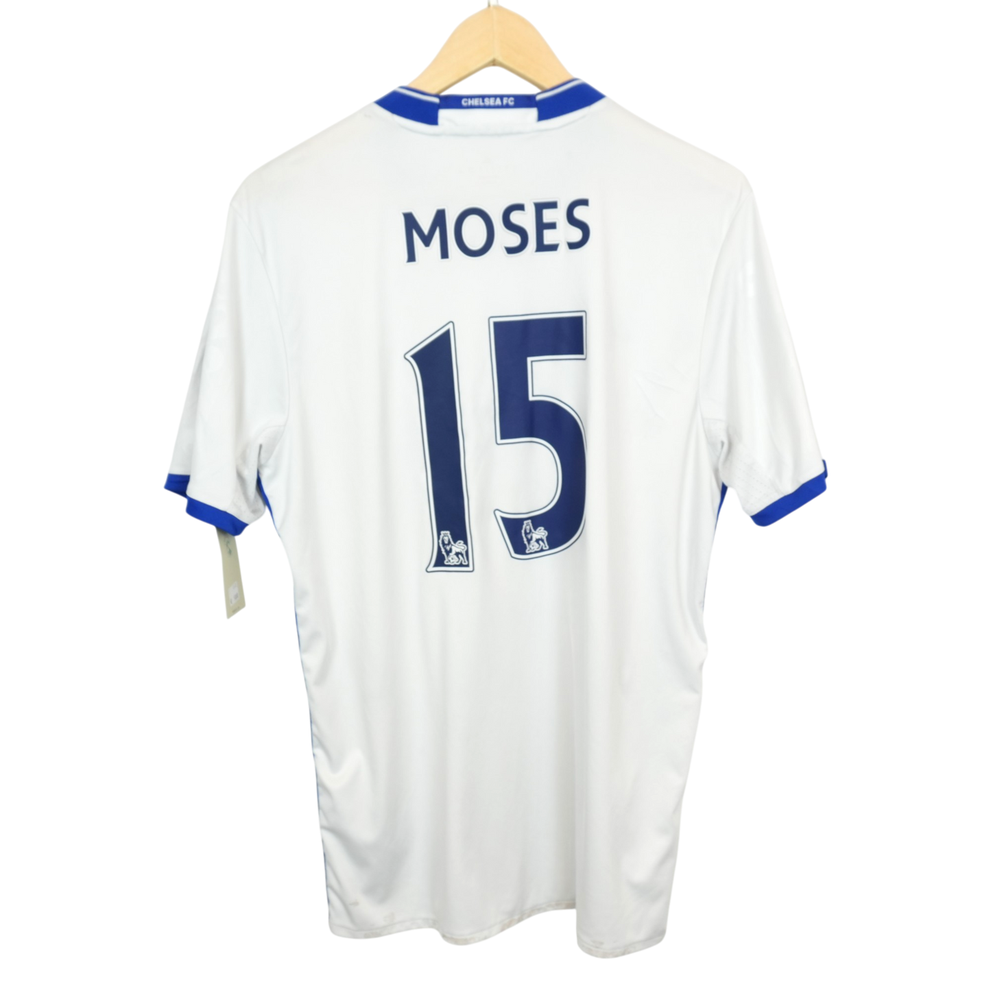 Chelsea Moses 2016-17 Ausweich (L)