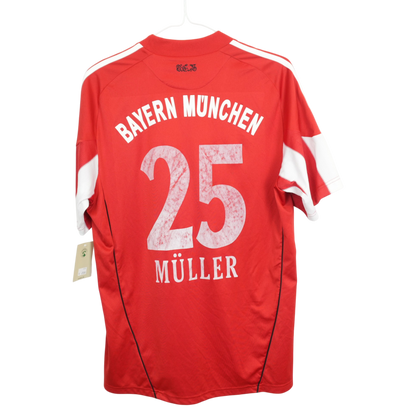 Bayern Müller 2010-11 Heim (L)