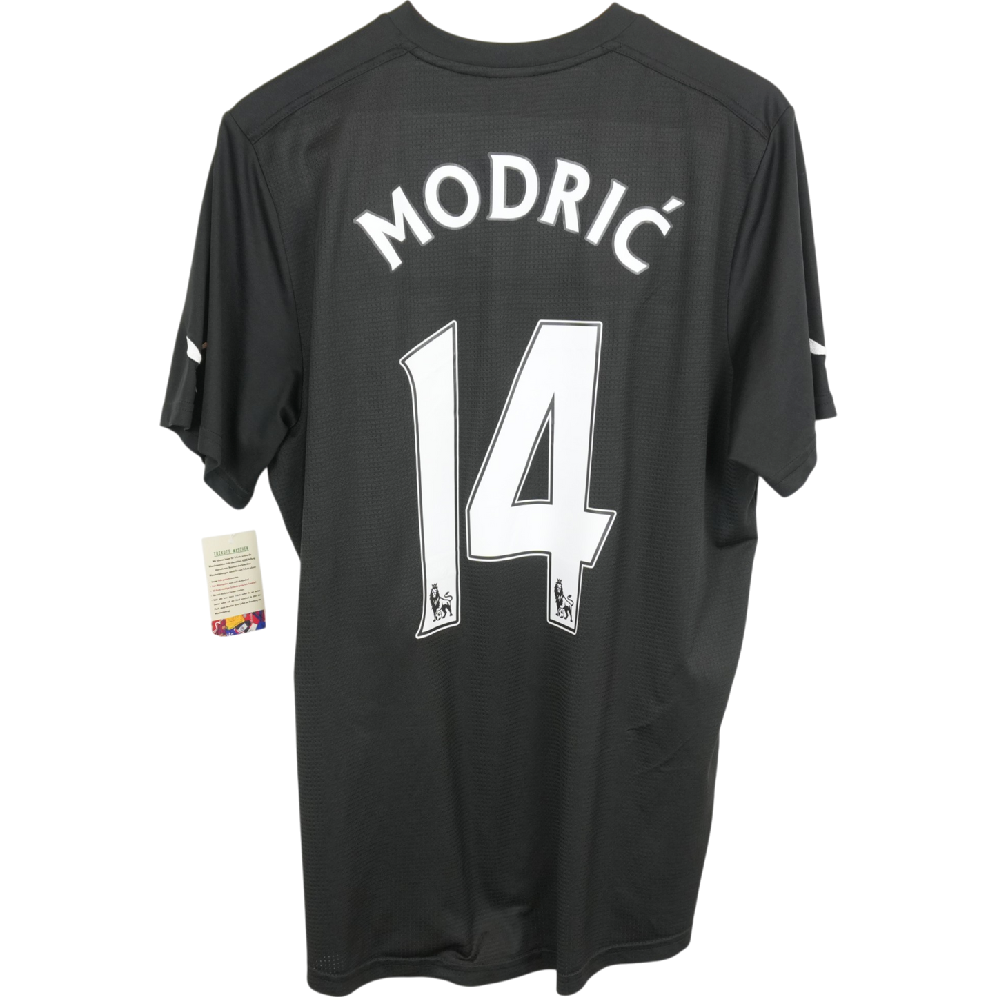 Tottenham Modric 2011-12 Ausweich (L)