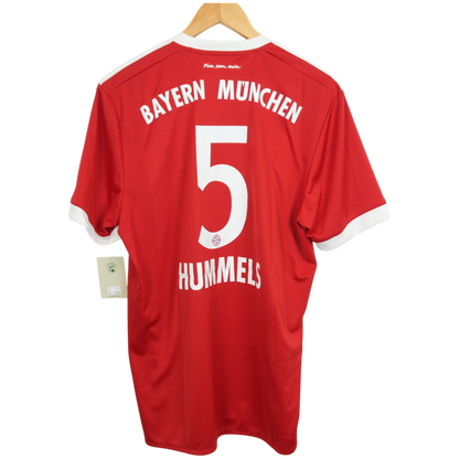 Bayern Hummels 2017-18 Heim (L)