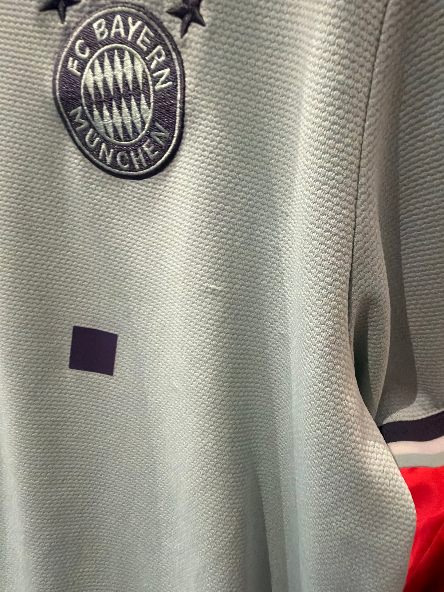 Bayern Gnabry 2018-19 Auswärts (XL)