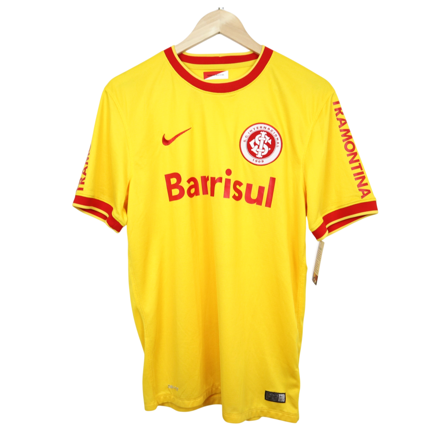 Internacional 2014 Ausweich (M)