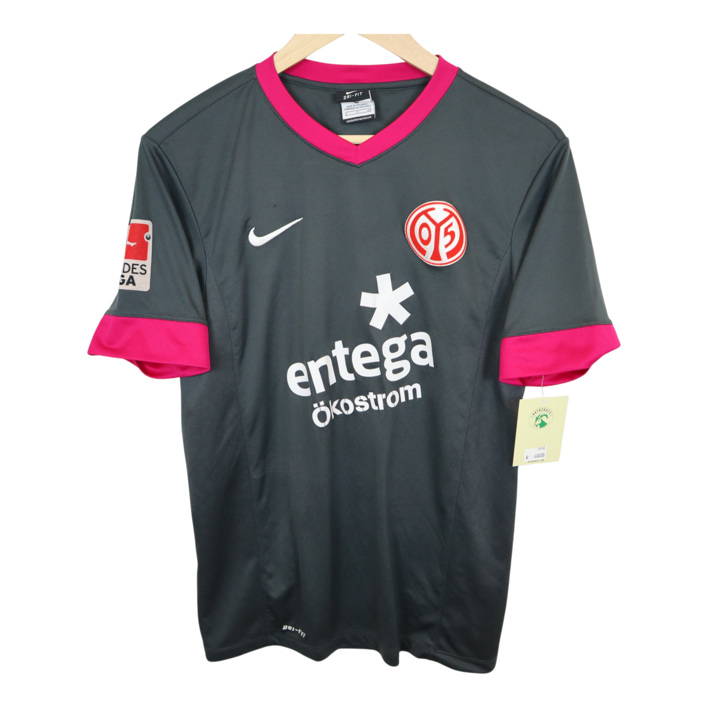Mainz 2013-14 Auswärts (S)