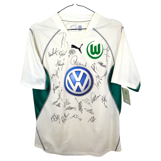 Wolfsburg 2002-03 Heim mit Unterschriften (XL)