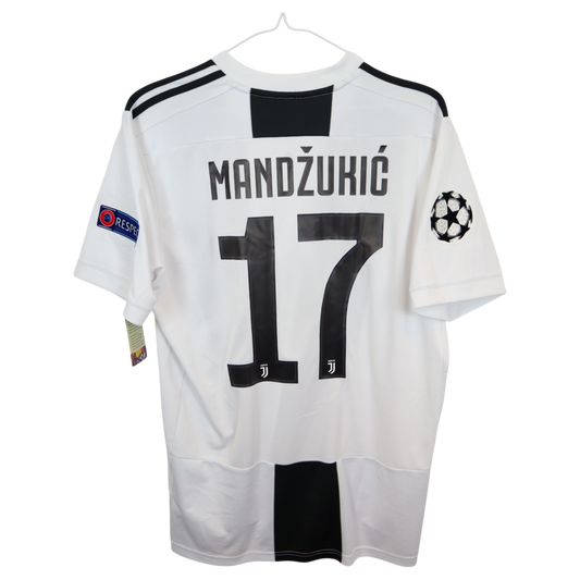 Juventus Mandzukic (L)