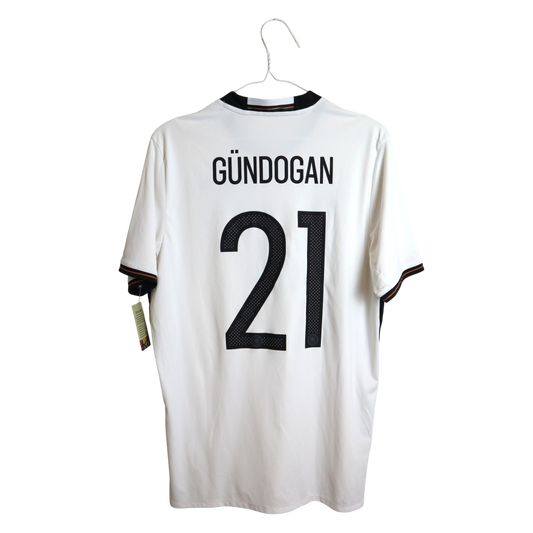DFB Gündogan Heim 2016 (L)