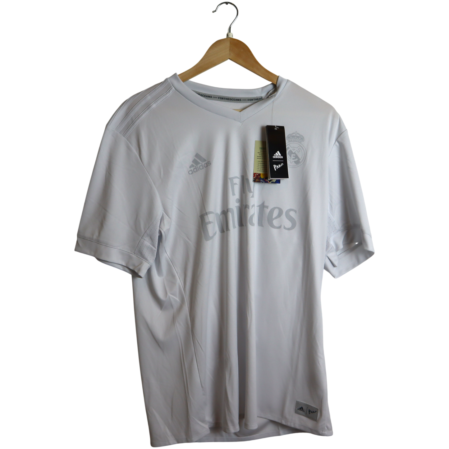 Real Madrid BNWT Sondertrikot (L)