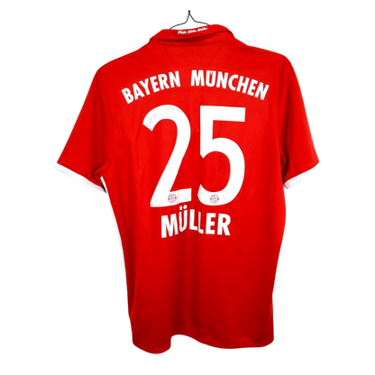 Bayern Müller 2016-17 Heim (M)