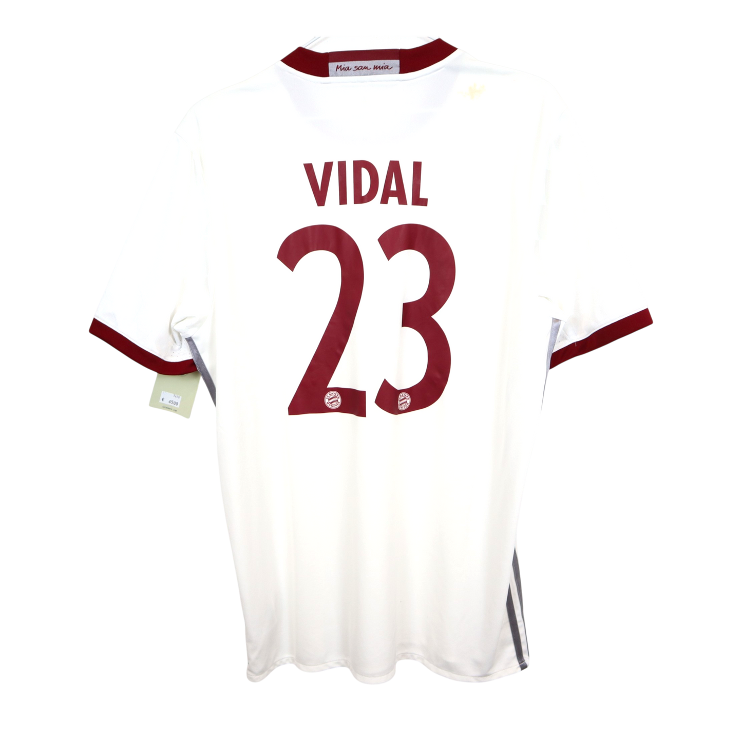 Bayern Vidal 2016-17 Ausweich (L)