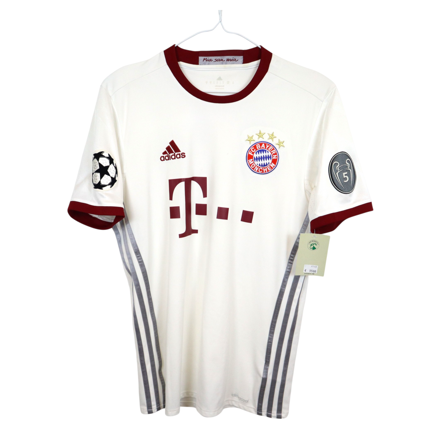 Bayern Vidal 2016-17 Ausweich (S)